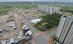 [포토] 포항 다목적 재난 대피시설…평소 배드민턴장 등 체육시설