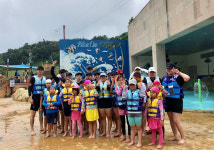 경산시·공무원노조, 지역아동센터연합회 블루원 워터파크 입장료 지원