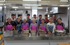 점촌라이온스클럽, 흥덕종합사회복지관서 사랑나눔 급·배식 봉사활동