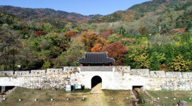 [관광레저시대 칠곡&] 오색단풍 벗삼아 가산산성 성벽길 걸어볼까