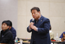 [포토] 지방자치 현실·전망 토론…2019 새경북포럼