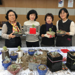경산시 자인면지역사회보장협의체, 홀로 어르신에 희망의 다육이 전달