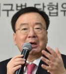 강효상 동경 도청 같은 신청사 지어져야