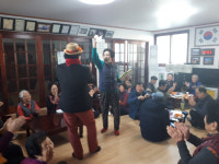 포항시의정회 자치학교 15기봉사단, 환여동 경로당 어르신에 떡국대접 봉사