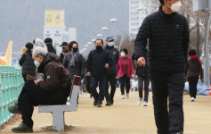 [포토] 답답한 대구시민들 수성못 찾아 마음 위로