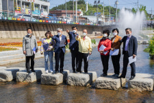 경북도의회 문화환경위, 영덕 덕곡천 친수공간 조성사업현장 점검