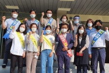 청도 모계중, 전교생 등교개학 맞춰 아침 등교 맞이 캠페인