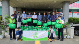 국제구호개발 NGO 경산월드휴먼브리지, 사랑의 보따리 전달