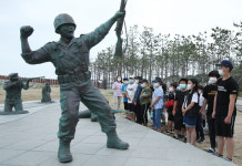 [포토] 영덕 장사상륙작전 그날을 기리는 동심들