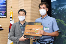 영주시, 3개 우수마을에 소각산불없는 녹색마을 현판 전달