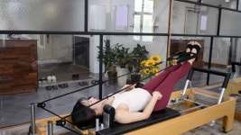 [직장인들을 위한 집중필라테스]7. 골반 불균형을 바로 잡아주는 레그 시리즈 인 리포머