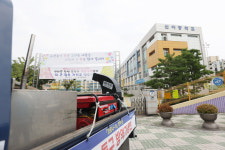 [포토] 학생 2명 코로나19 양성, 대구 신아중 일대 방역작업
