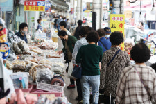 [포토] 추석 앞두고 북적이는 대구 서문시장