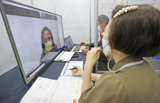 [포토] 화상 시스템으로 수출(구매) 상담…대구 엑스코
