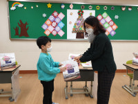 포항원동초등학교, 전교생 1500명에 코로나19 방역키트 지원