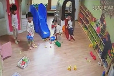 포항서 가정어린이집 원장, 3살 원아 무차별 폭행…"엄마들 경악"