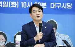 [포토] 민주당 대권 주자 박용진 의원 대구 기자간담회