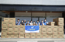 한국새생명복지재단, 지역 아동센터에 추석맞이 과자선물 훈훈