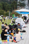 [포토] 텐트·돗자리 이용금지 무색한 대구 강정보 디아크광장