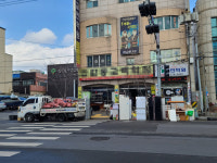 길 막고 횡단보도 막고…중고업체 배짱영업