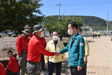 경북교육청, 포항 오천중·인덕초 태풍 피해 긴급복구에 총력
