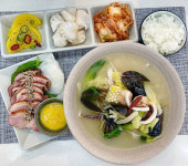 전국 맛집 한자리에…포항제철소, 구내식당 메뉴 고급화 호평