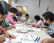 대한노인회 경산시지회, 어르신 컬러링북 색칠하기 프로그램 운영