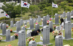 [포토] 6·25전쟁 제73주년 맞이한 영천호국원