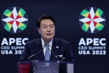 尹대통령, APEC CEO 서밋서 기조연설…교역·디지털·미래세대 연결 강화해야