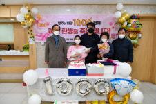 영주시, 1000번째 아기 탄생 축하…영주기독병원 정부지원 분만산부인과 운영