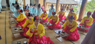영천포은고, 성년의 날 맞아 영천향교 전통성년례 체험