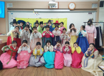 한복을 입고 세계를 날다…의성여중, 한복문화교육으로 전통문화 이해