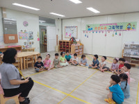 의성도서관, 오손도손 그림책방 찾아가는 책놀이터 운영