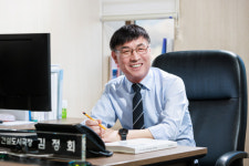 예천군청 김정회 건설도시국장, 36년간의 공직생활 마무리