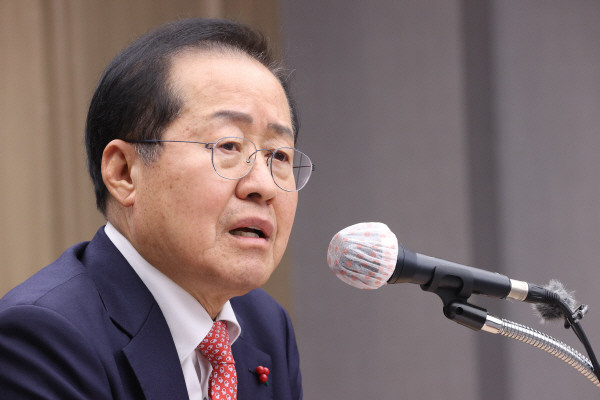 홍준표 대구시장, 조기 대선 시 대구시장직 사퇴 의지 확고히 밝혀