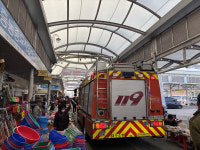 군위군, 설명절 대비 전통시장 소방모의훈련 실시