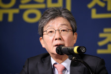유승민 헌재 윤석열·이재명 동시 청산해야…당 쇄신 목소리 낼 것