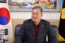 [새해설계] 권영준 봉화군의장 소통·협력 바탕으로 언제나 헌신하는 의정활동을