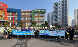 영천경찰, 개학기 맞아 어린이 교통안전 캠페인 실시
