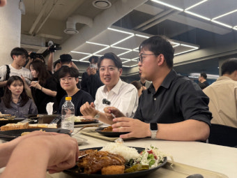 경북대 찾은 이준석 