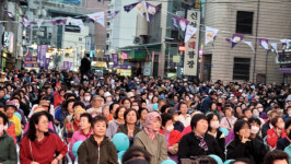 구미 인동시장 달달한 낭만야시장 성황…개막 첫날 1만5000명 발길