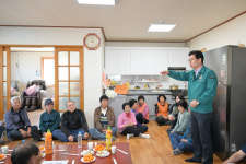 영덕군, 산불 피해 복구 현장 소통으로 속도…임시주택 800동 조성