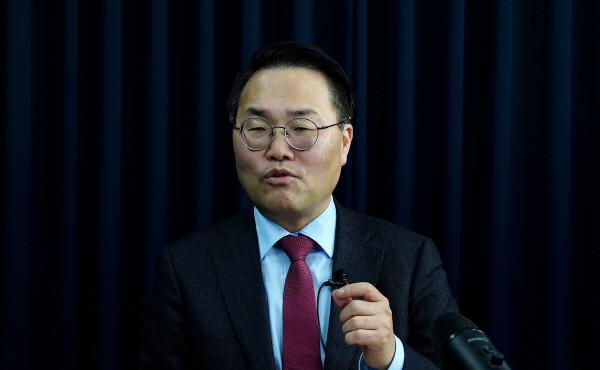 김민석 국무총리, 실종자 수색에 최선 다해 달라고 당부