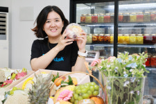 예천 전통시장에 부는 청년 바람…오늘도과일 성공에 연계 창업도 활기
