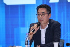 [포토] 2025 경북포럼 철강산업 위기극복과 지속가능한 지역발전 현장
