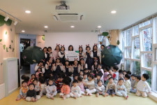 달성파크어린이집, 소나기 바자회 수익금 전액 초록우산에 기탁