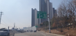 포항 초곡지구 교통량 급증…신호체계 개선·도로 확충 요구 커져