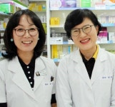 건강한 사회 지향하며 분업전부터 동업약국 운영