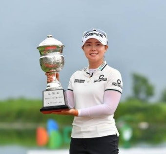‘리쥬란’ 후원 임희정 프로, 한국여자오픈 우승