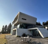 국내 최초 일본 PMDA 허가 취득 오송팜…유일무이 일본 전문 제약회사 될 것